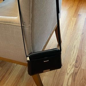 Lauren Ralph Lauren Black Patent Leather Crossbody Pocketbook